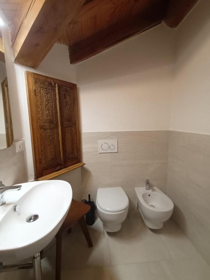 Chalet Blanc "La Mansarda" Courmayeur Bagian luar foto