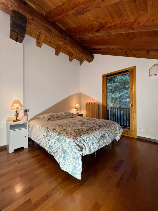 Chalet Blanc "La Mansarda" Courmayeur Bagian luar foto