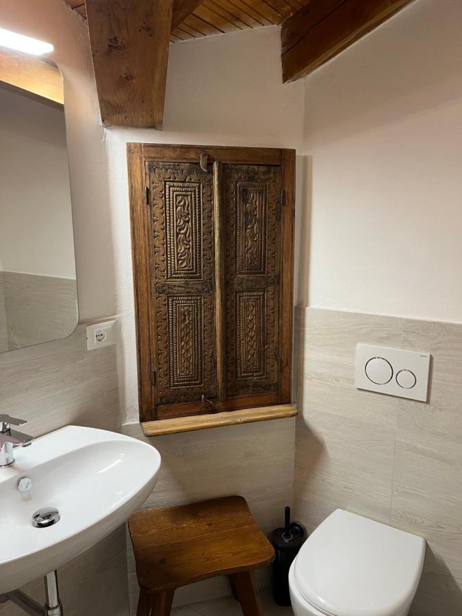 Chalet Blanc "La Mansarda" Courmayeur Bagian luar foto