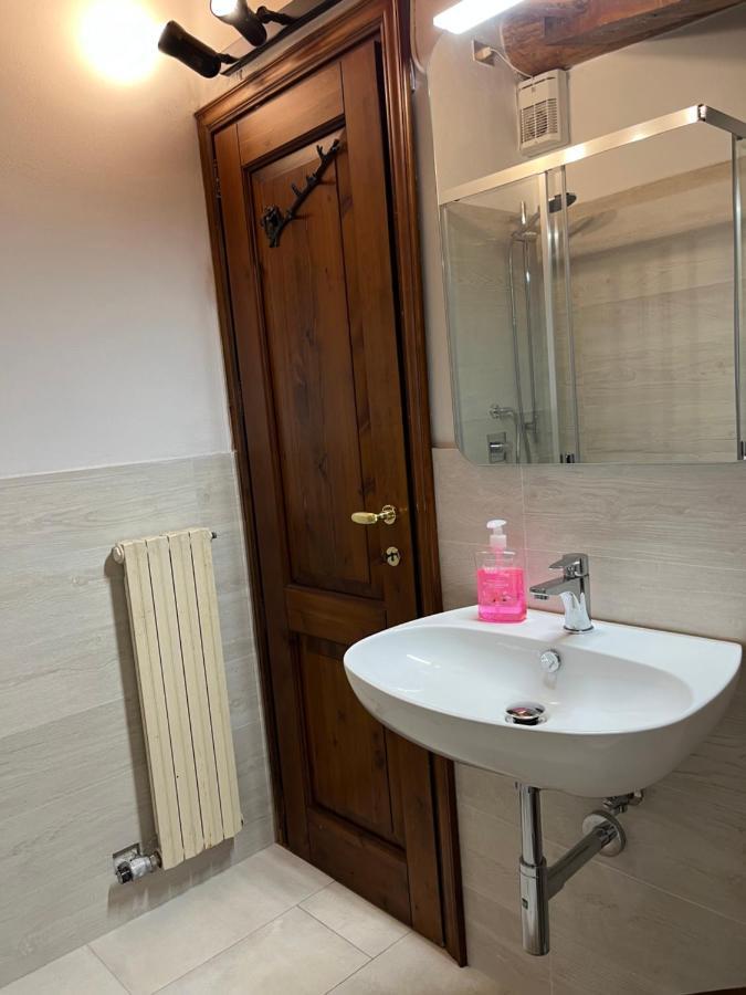 Chalet Blanc "La Mansarda" Courmayeur Bagian luar foto